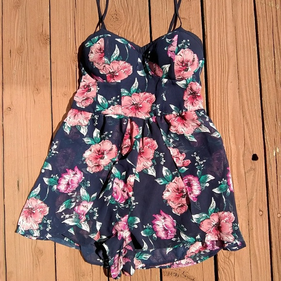 Xhilaration Flower Romper size medium navy blue - Picture 5 of 6